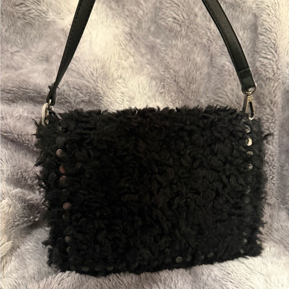 Steve Madden Black Faux Fur/Textured Crossbody Bag NWT - Picture 10 of 13